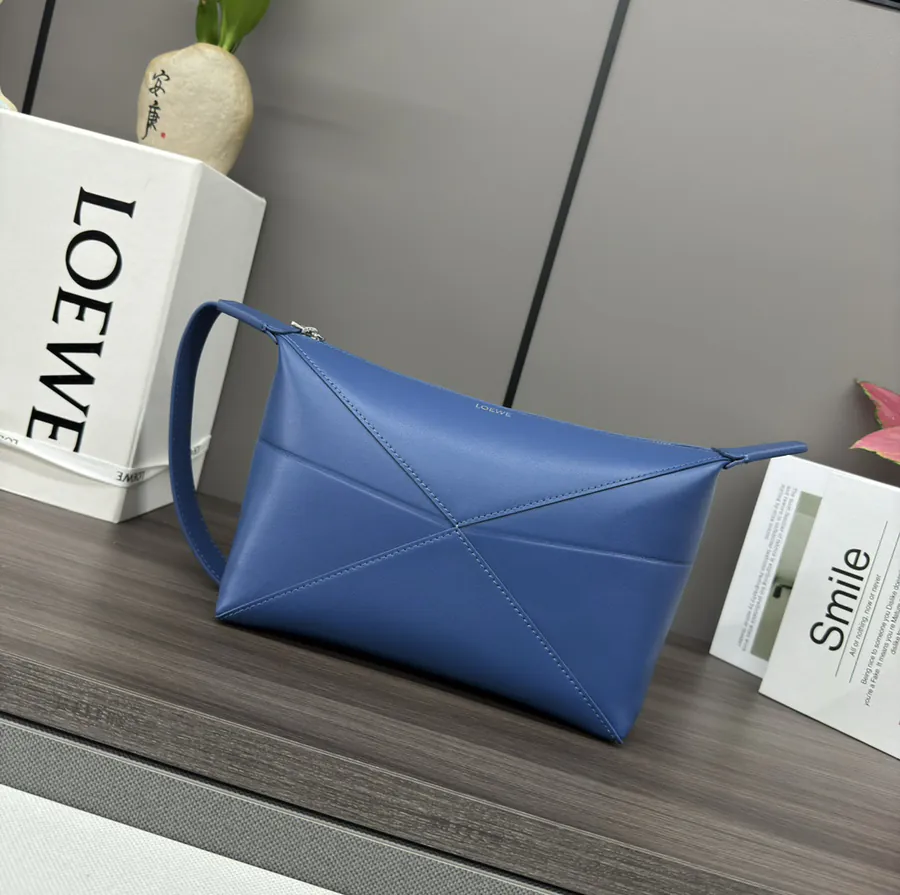 LO℮w℮ New Puzzle Fold Inspired Washbag