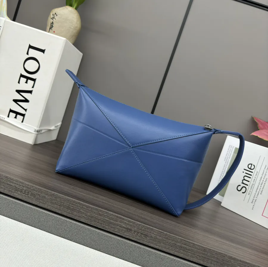 LO℮w℮ New Puzzle Fold Inspired Washbag