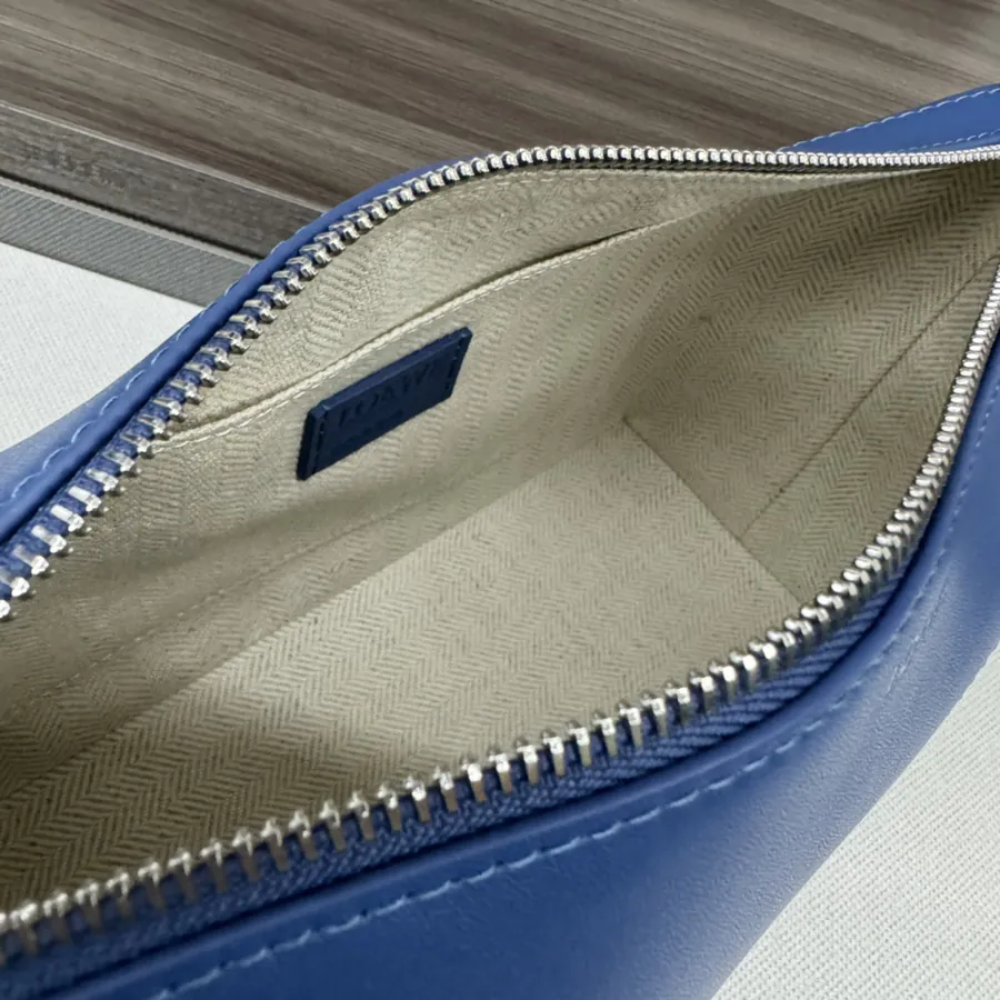 LO℮w℮ New Puzzle Fold Inspired Washbag