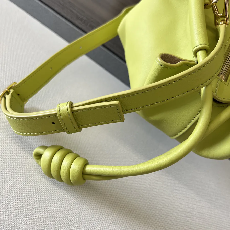 L家 New Mini Paseo Dumpling Bag