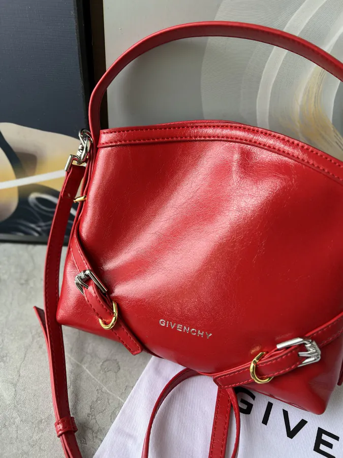 Givenc*y Voyou Detachable Strap Metal Clasp Crossbody Bag