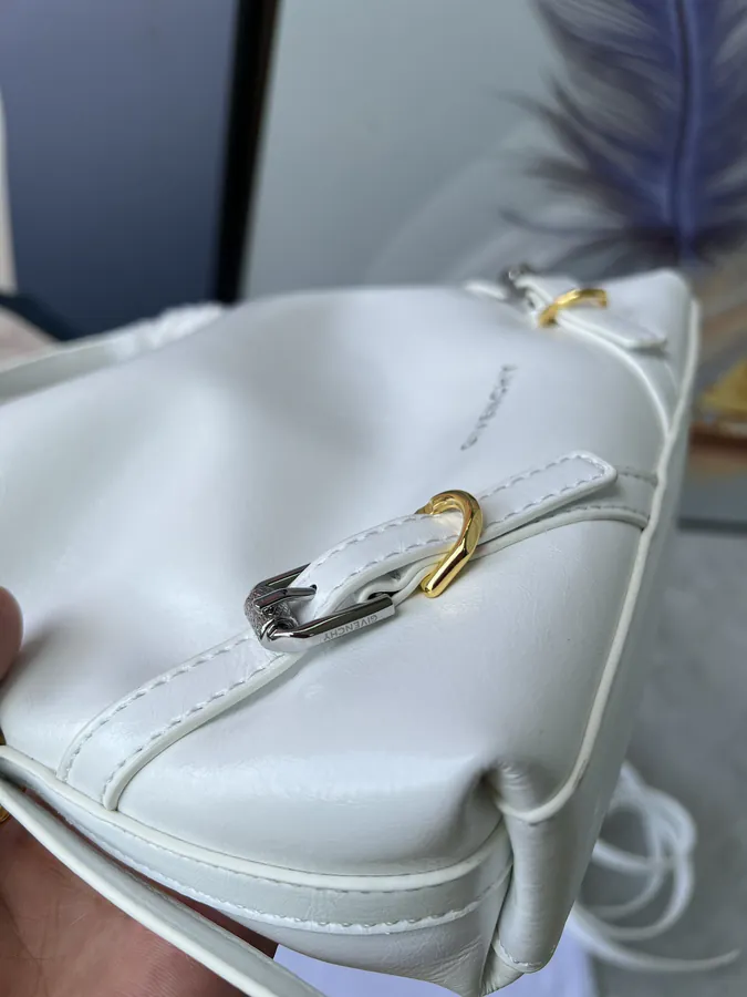 Givenc*y Voyou Detachable Strap Metal Clasp Bucket Bag