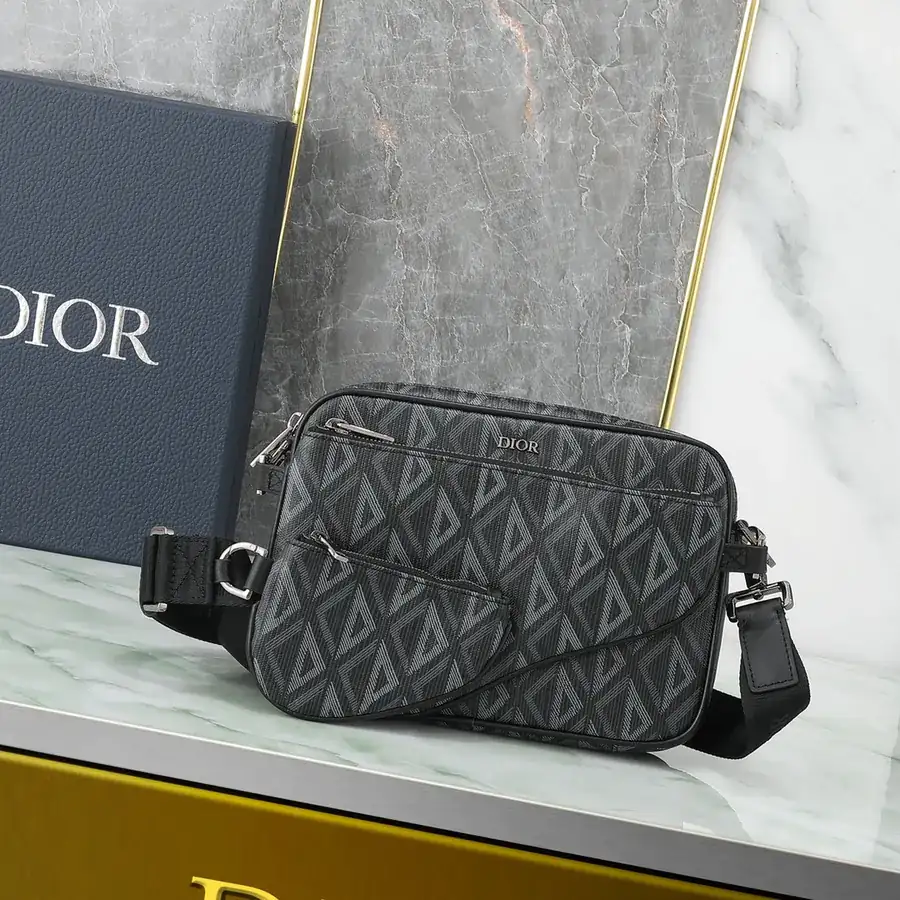 Marc Bohan Diamond Pattern Tote Set