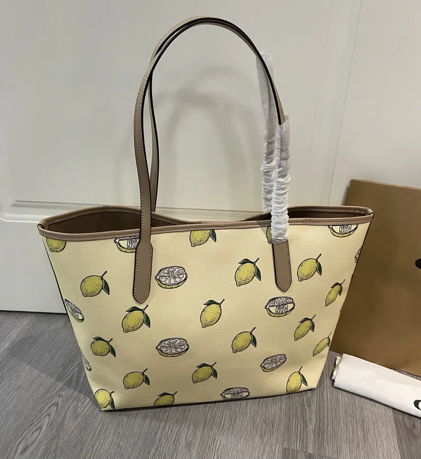 Coa*h CAL76 Summer Fruit Tote Bag