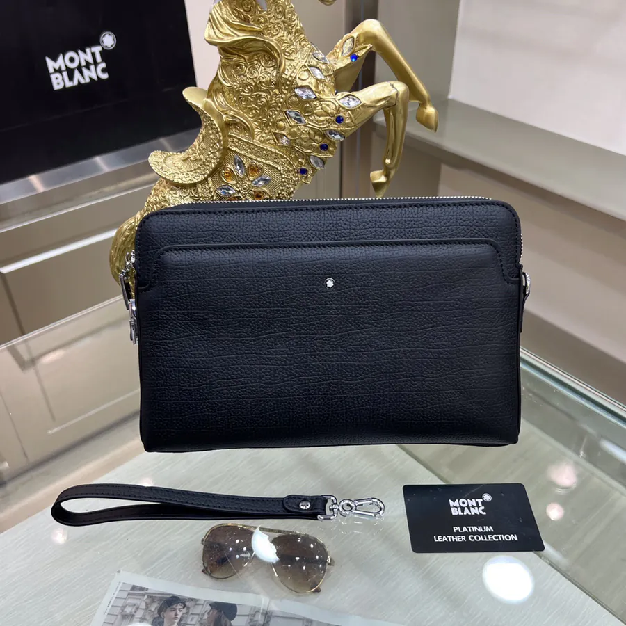 International 7621 7 Handbag with Semi Handmade Design