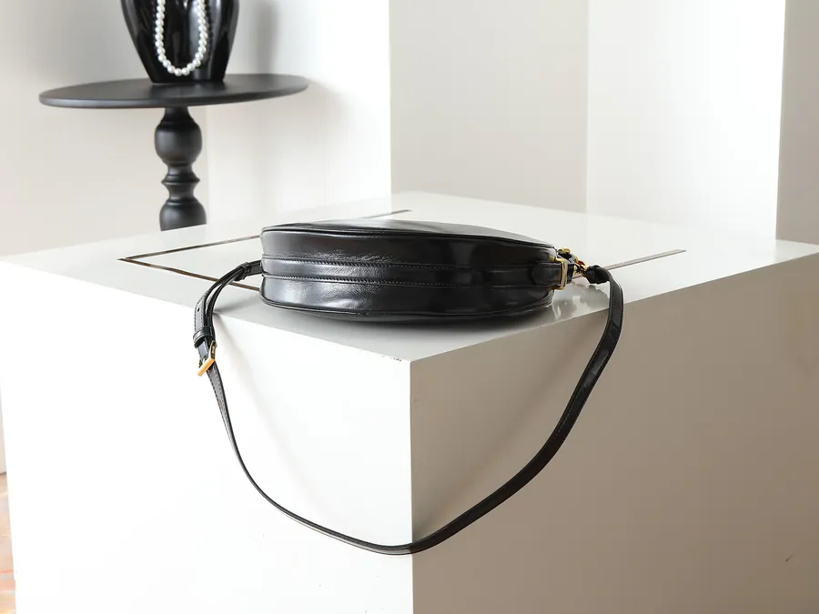 Moon Handbag in Oil Cured Leather