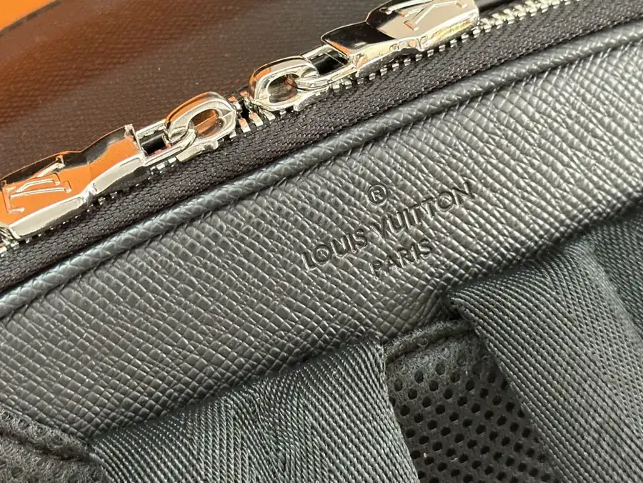 Avenue Damier Graphite Coated Canvas Messenger Bag with Crossbody Strap