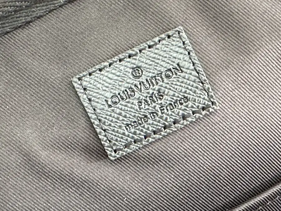 Avenue Damier Graphite Coated Canvas Messenger Bag with Crossbody Strap