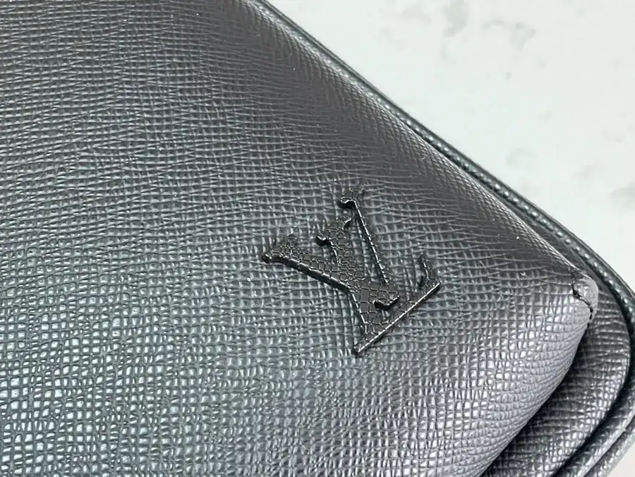 Louis Vuitton Avenue Shoulder Bag with Taïga Calfskin
