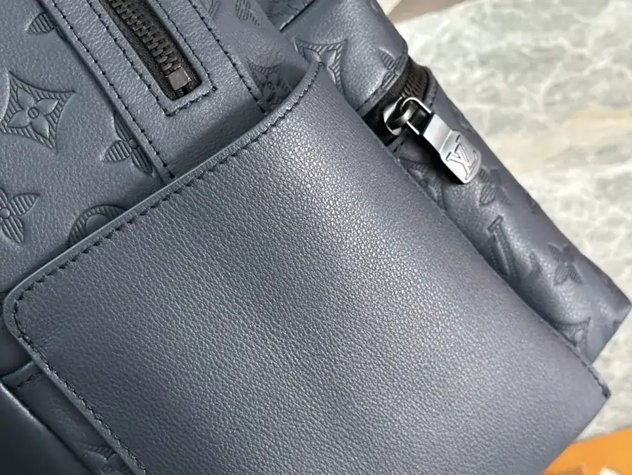 Discovery Small Backpack in Monogram Shadow