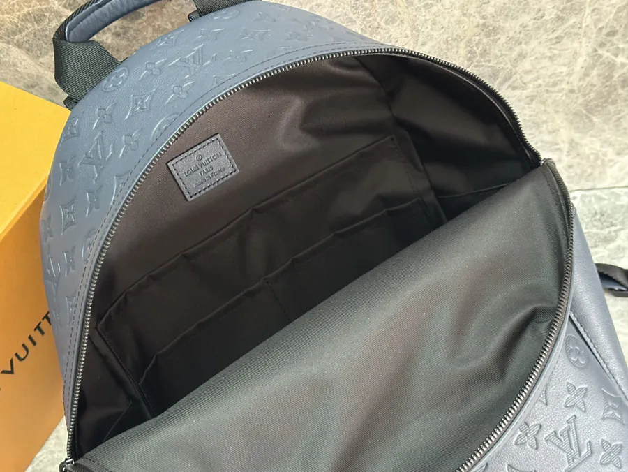 Discovery Small Backpack in Monogram Shadow