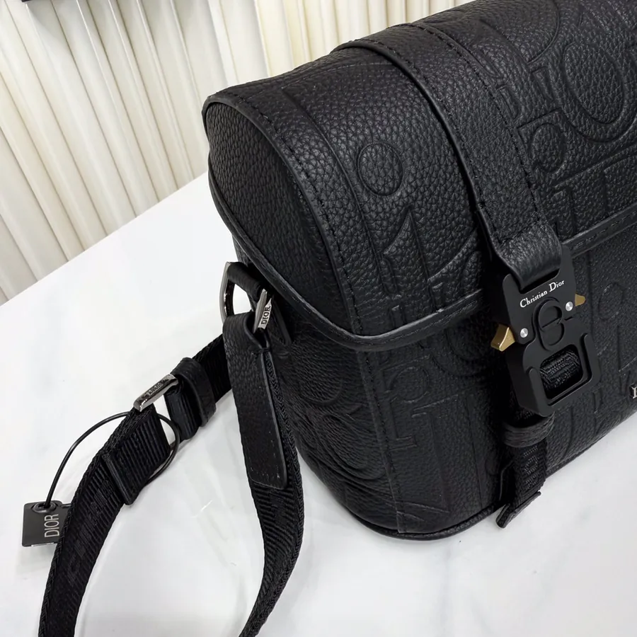 Hit The Road Flip Messenger Bag Premium Leather, Italian Made