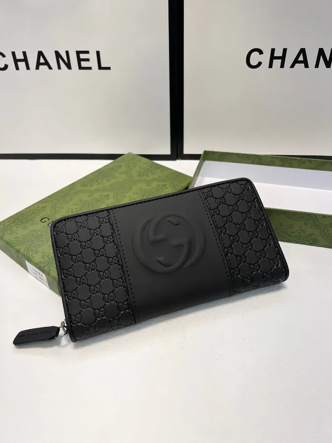Gucci Bucket Bag in Black