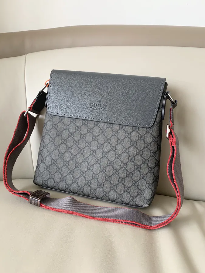 G家 Gray Bucket Bag Minimalist Design