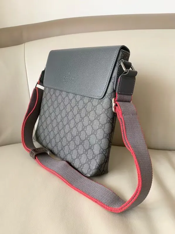 G家 Gray Bucket Bag Minimalist Design