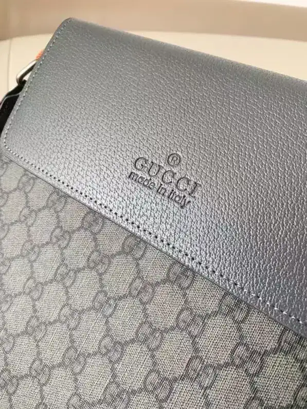 G家 Gray Bucket Bag Minimalist Design