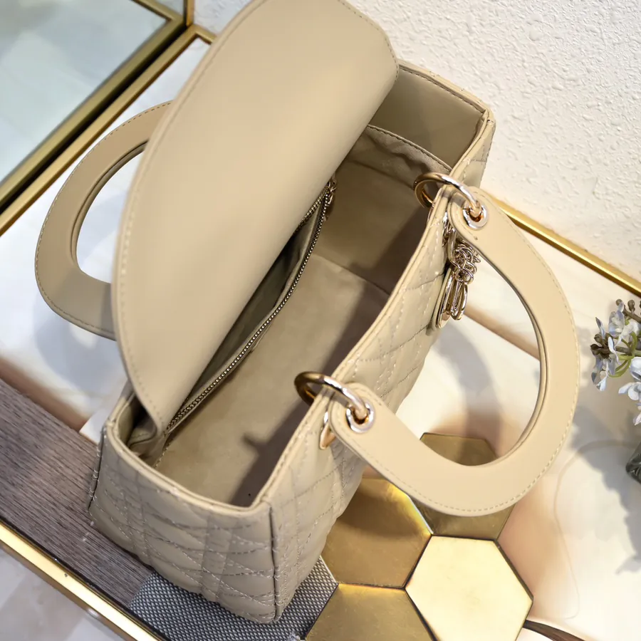 My Lady Bucket Bag in Grained Calfskin