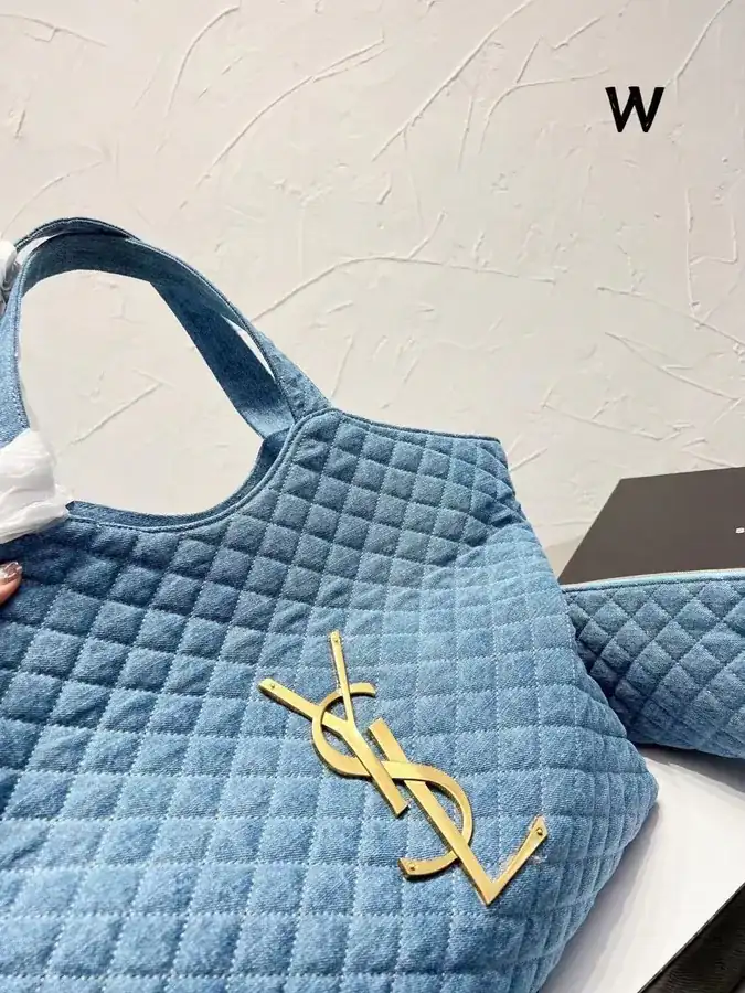 Y Icare Large Bag A Statement of Space and Style