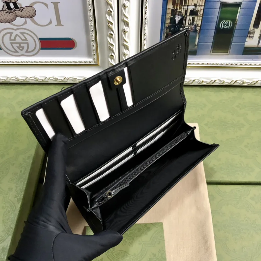 G Family Premium Wallet with Grained Calfskin