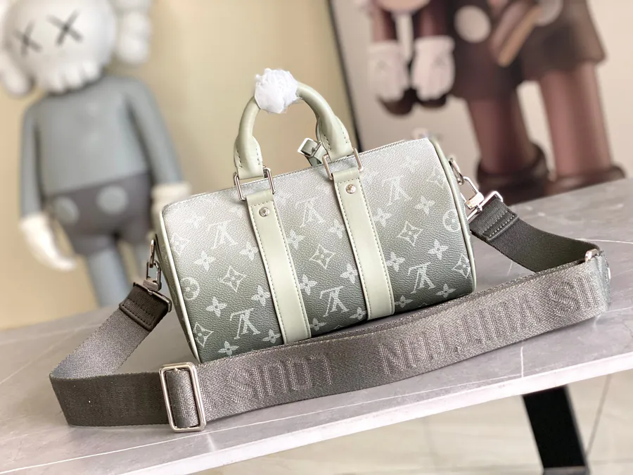 Louis Vuitton Keepall 25 Pillow Bag