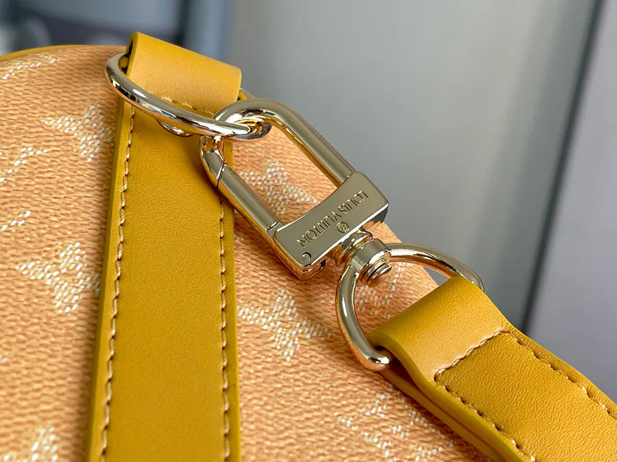 Keepall Bandoulière 45 Travel Bag