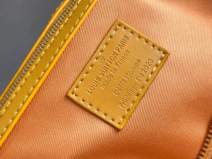 Keepall Bandoulière 45 Travel Bag