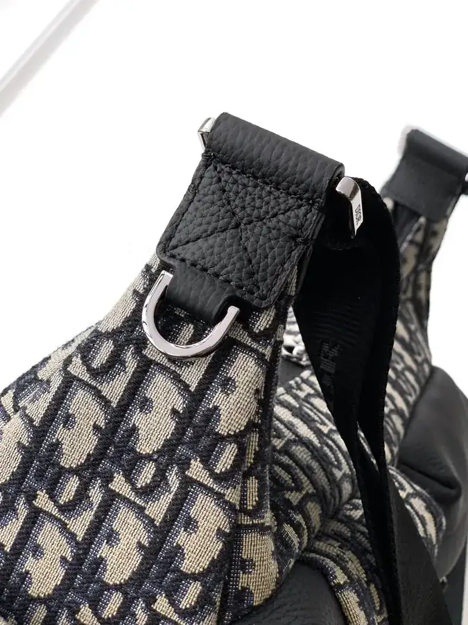 Rider Soft Water Jiao Bag 2025 Autumn Menswear Collection