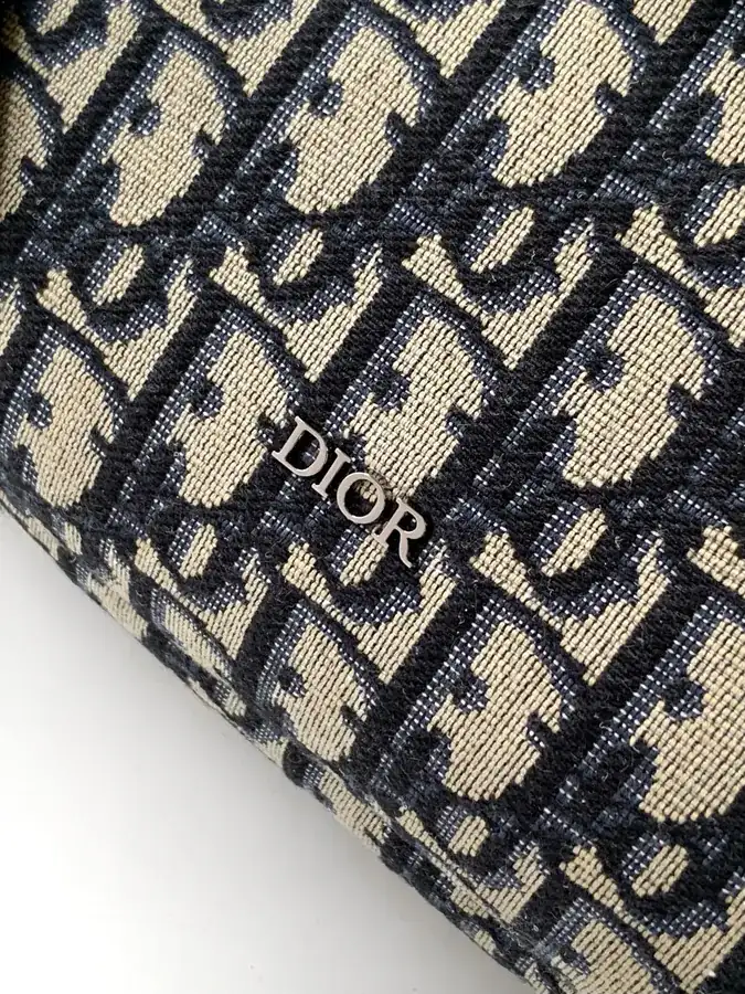 Rider Soft Water Jiao Bag 2025 Autumn Menswear Collection