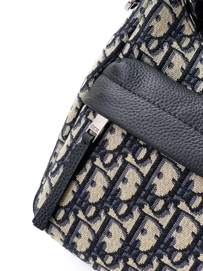 Rider Soft Water Jiao Bag 2025 Autumn Menswear Collection