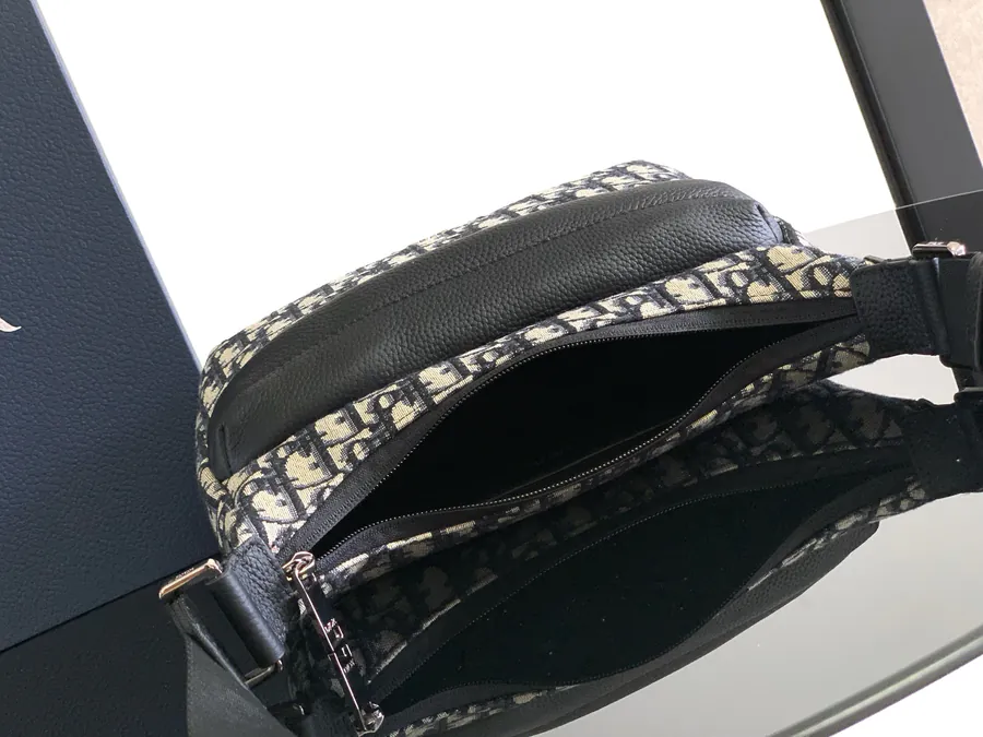 Rider Soft Water Jiao Bag 2025 Autumn Menswear Collection