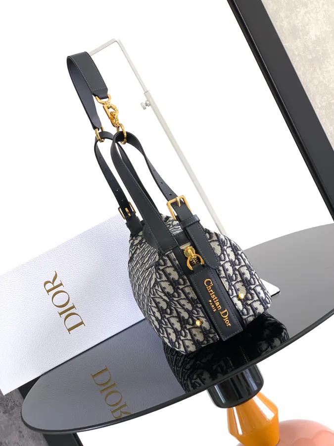 D Journey Handbag with Modern Design and Soft Texture