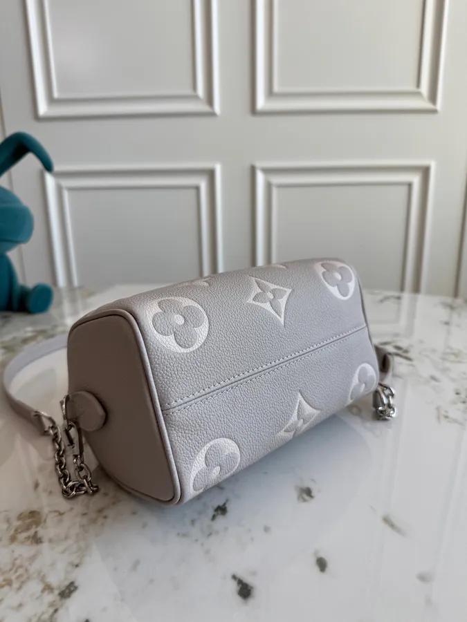 LV Speedy Bandoulière 20 in Monogram Empreinte Leather