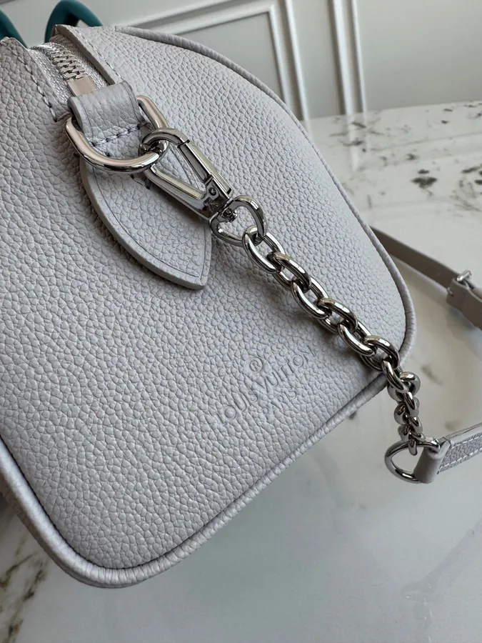 LV Speedy Bandoulière 20 in Monogram Empreinte Leather