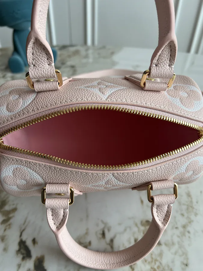 LV Speedy Bandoulière 20 in Monogram Empreinte Leather