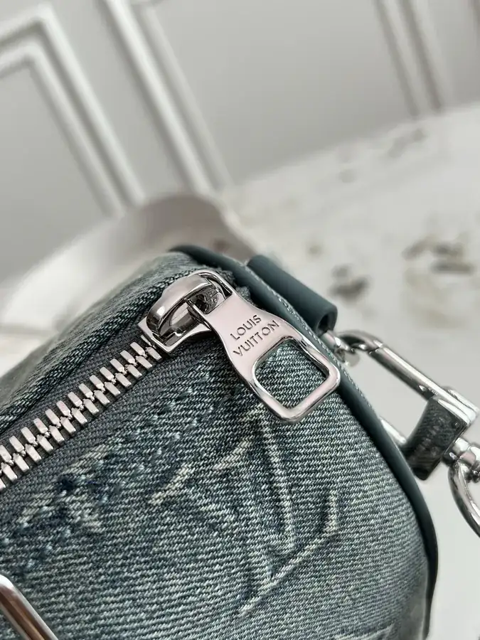 Keepall Bandoulière 25 Handbag in Monogram Washed Denim