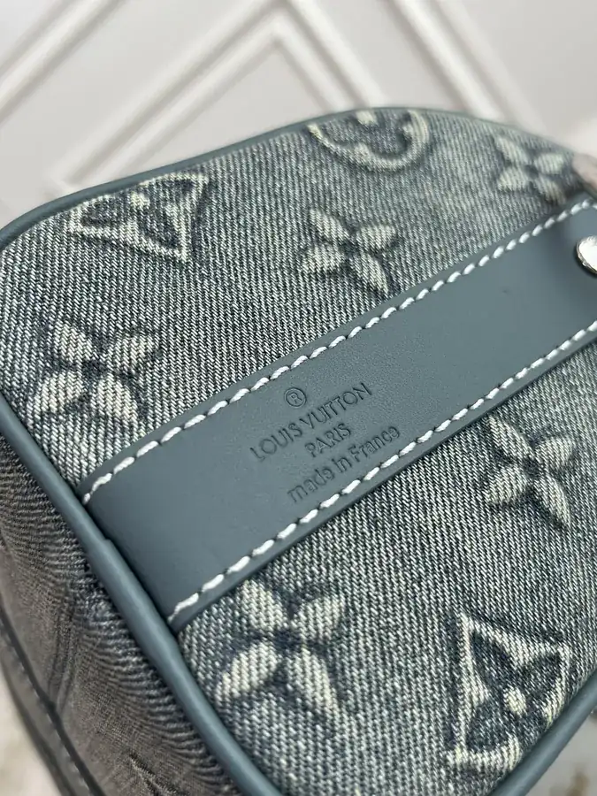 Keepall Bandoulière 25 Handbag in Monogram Washed Denim