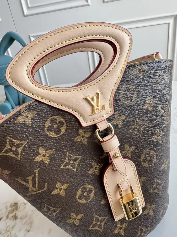 Rivage BB Bucket Bag by Nicolas Ghesquiere