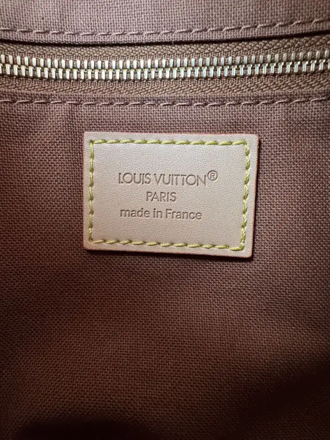 Rivage BB Bucket Bag by Nicolas Ghesquiere