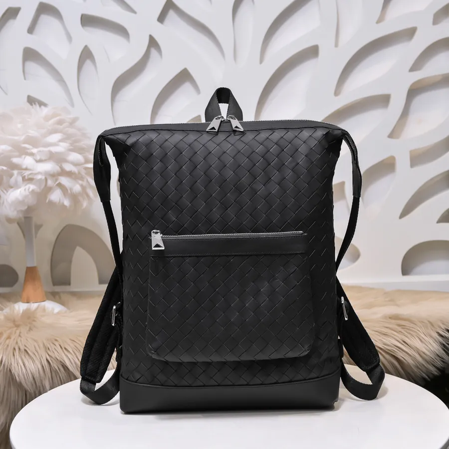 BV Latest Men's Backpack Premium Leather, Elegant Design