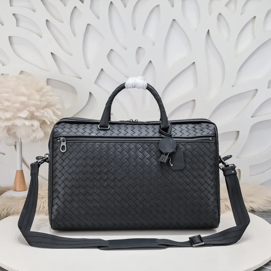 BV Latest Men's Travel Bag Premium Quality