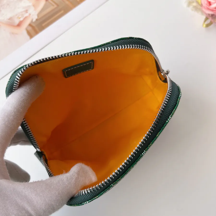 Mini Shell Shape Vendome Pouch Soft Cosmetic Bag