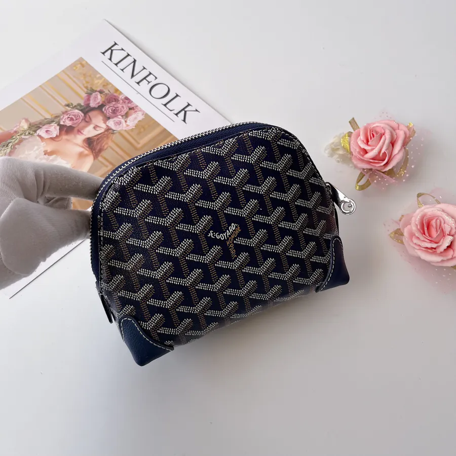 Mini Shell Shape Vendome Pouch Handbag
