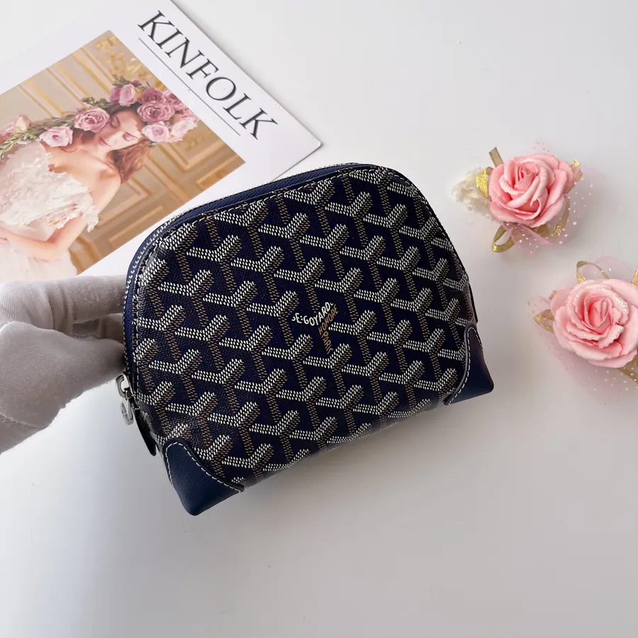 Mini Shell Shape Vendome Pouch Handbag