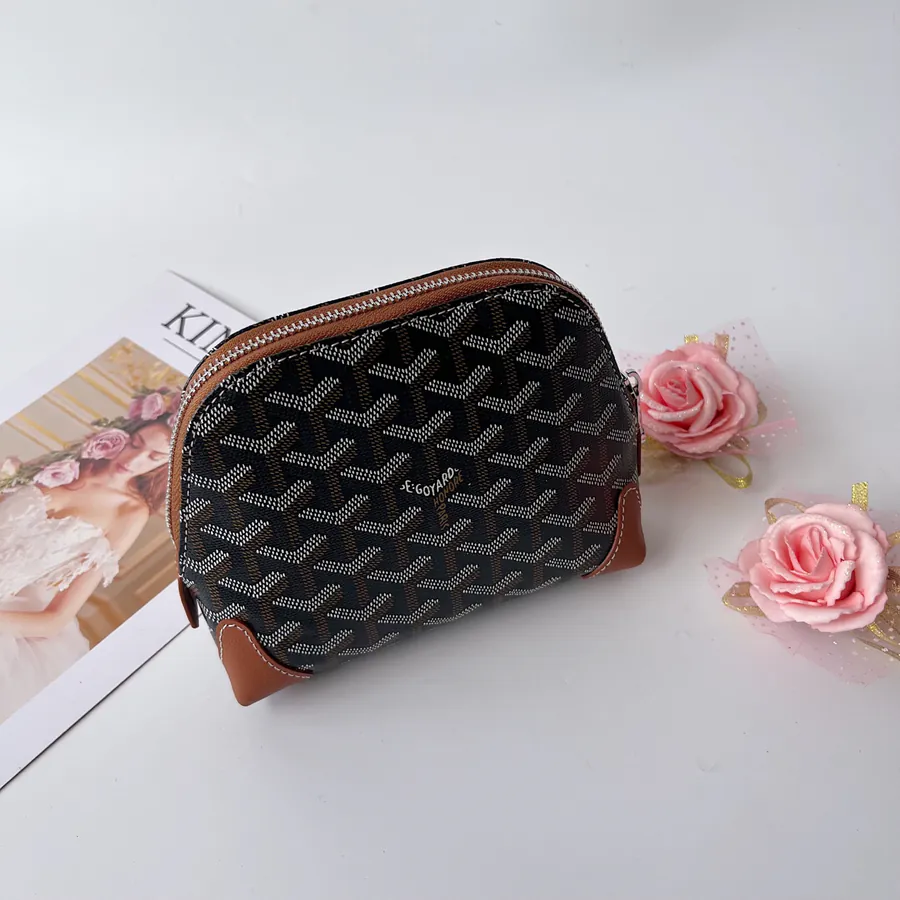 Vendome Pouch Mini Shell Shape Cosmetic Bag