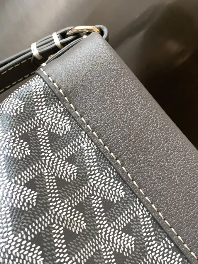 CONTI Handbag Stylish Day to Night Crossbody Bag