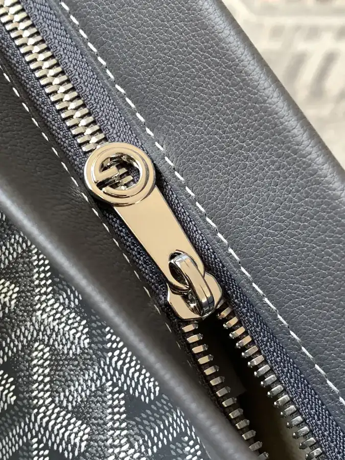 CONTI Handbag Stylish Day to Night Crossbody Bag
