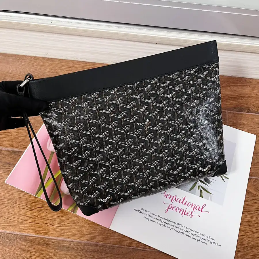 CONTI Handbag Stylish Day to Night Accessory