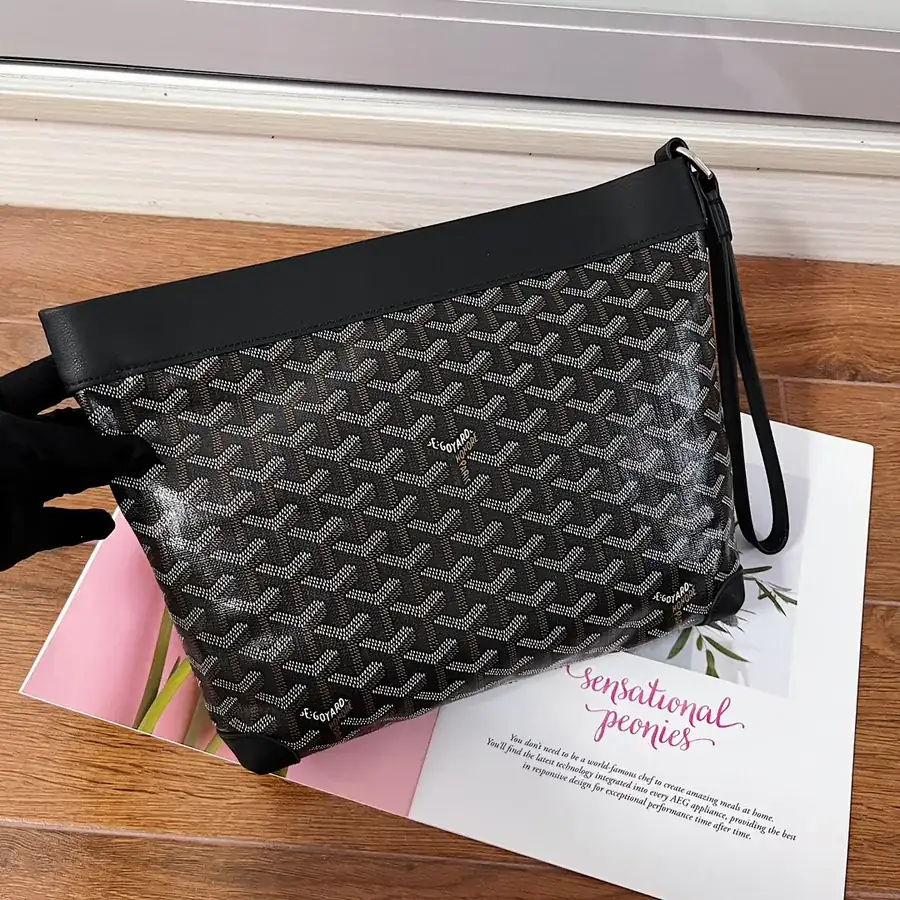 CONTI Handbag Stylish Day to Night Accessory