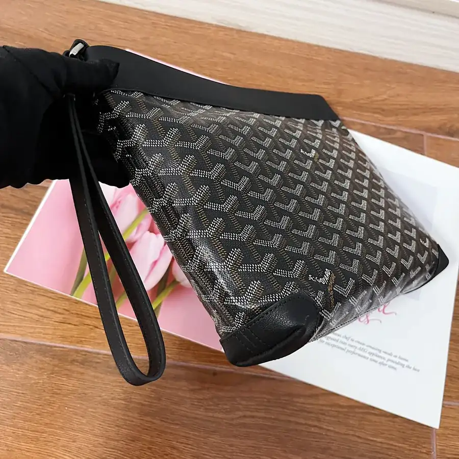 CONTI Handbag Stylish Day to Night Accessory