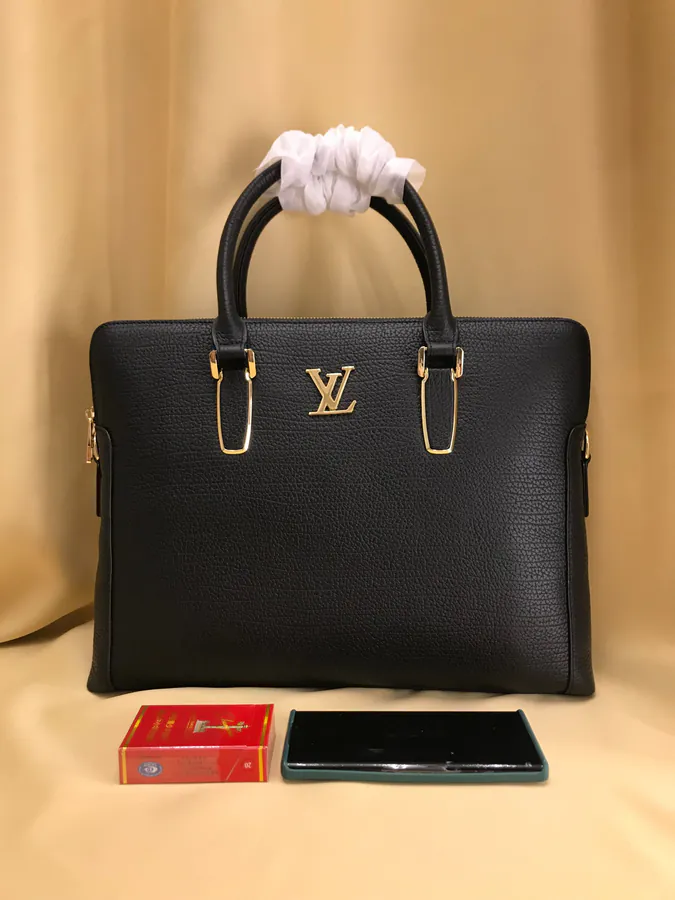 V Brand New Mens Tote and Crossbody Briefcase